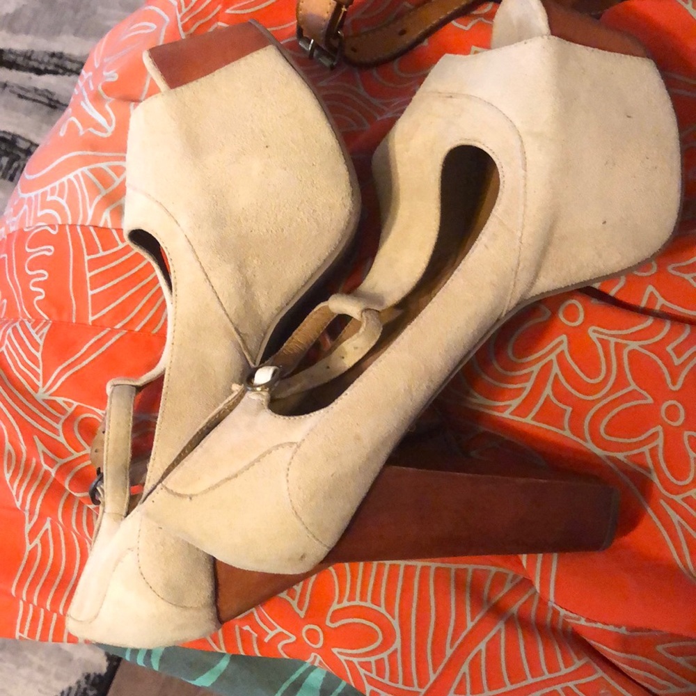 Foxy Wood block heel sandals